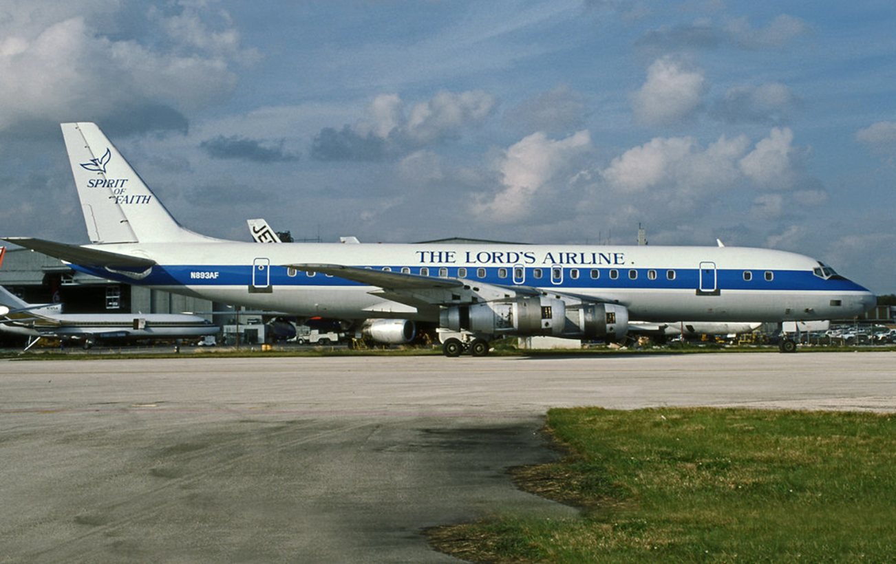 Роскошь и отсутствие очередей. Необычные авиакомпании, которые когда-либо существовали